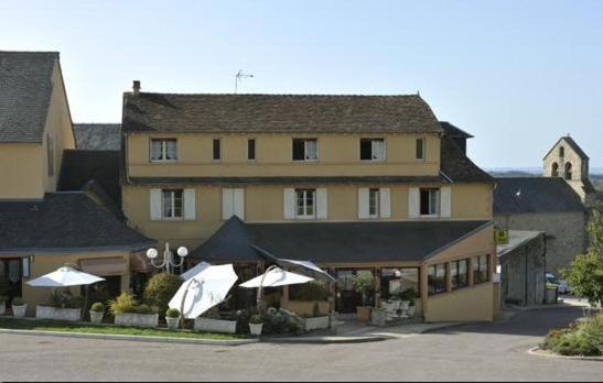 Logis De La Tour Hotel Masseret